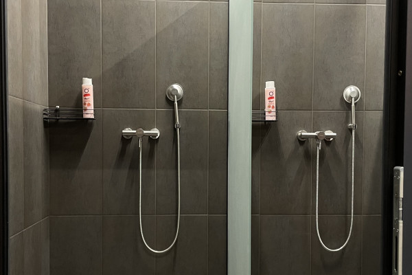 Продаж прибуткового спортивного клубу в центрі Києва